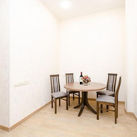 15. Double Room Apartaments With Fresh Style Ереван Экстерьер фото