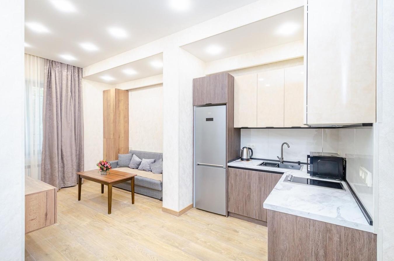 15. Double Room Apartaments With Fresh Style Ереван Экстерьер фото